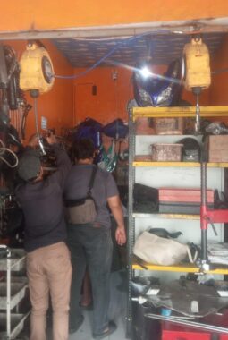 BRAVO POLSEK PAMULANG! Berkedok Bengkel Motor Jual Obat Golongan G Digerebek, 3 Pelaku Diamankan